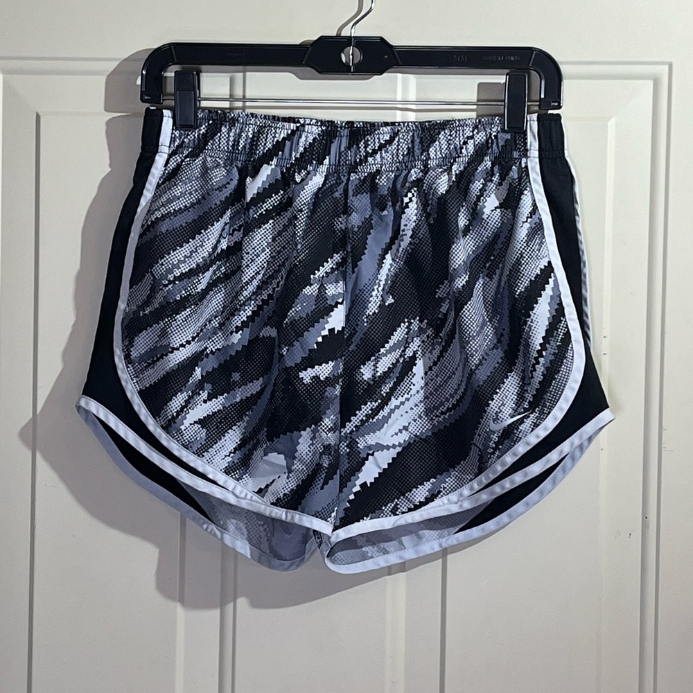 Nike Women's Dynamic Black and White Athletic Shorts
